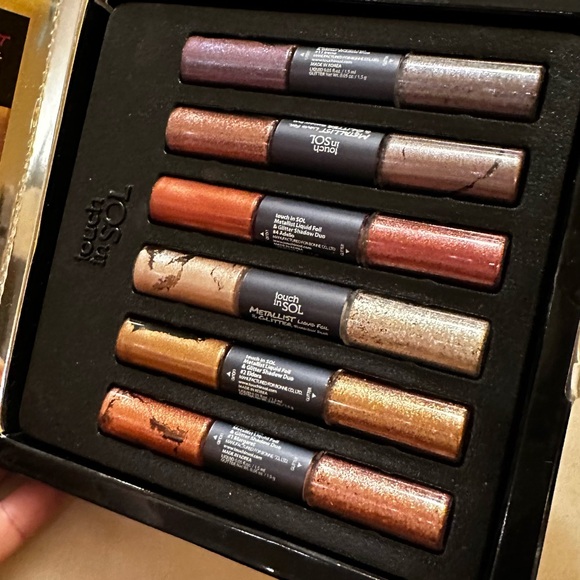 Touch In SOL double ended liquid eyeshadow - Picture 3 of 6